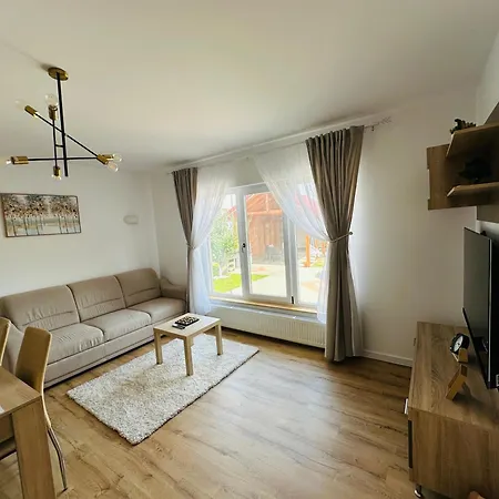 Mountain View House * בראשוב